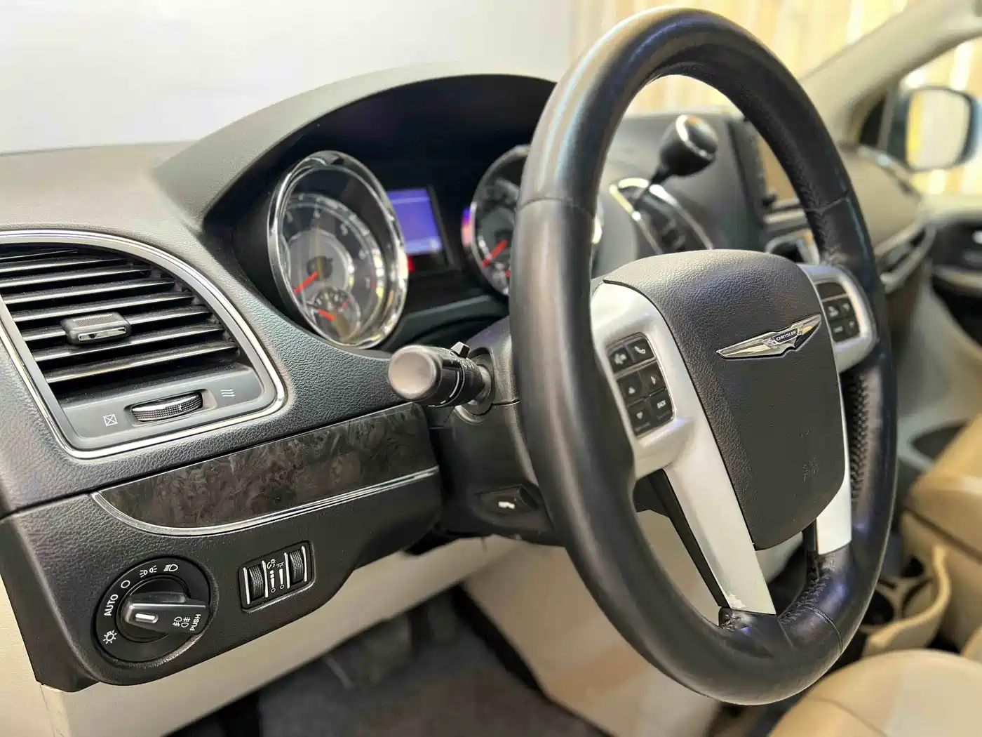 Chrysler Grand Voyager (Import) 2015 2014 3.6L Comfort Edition