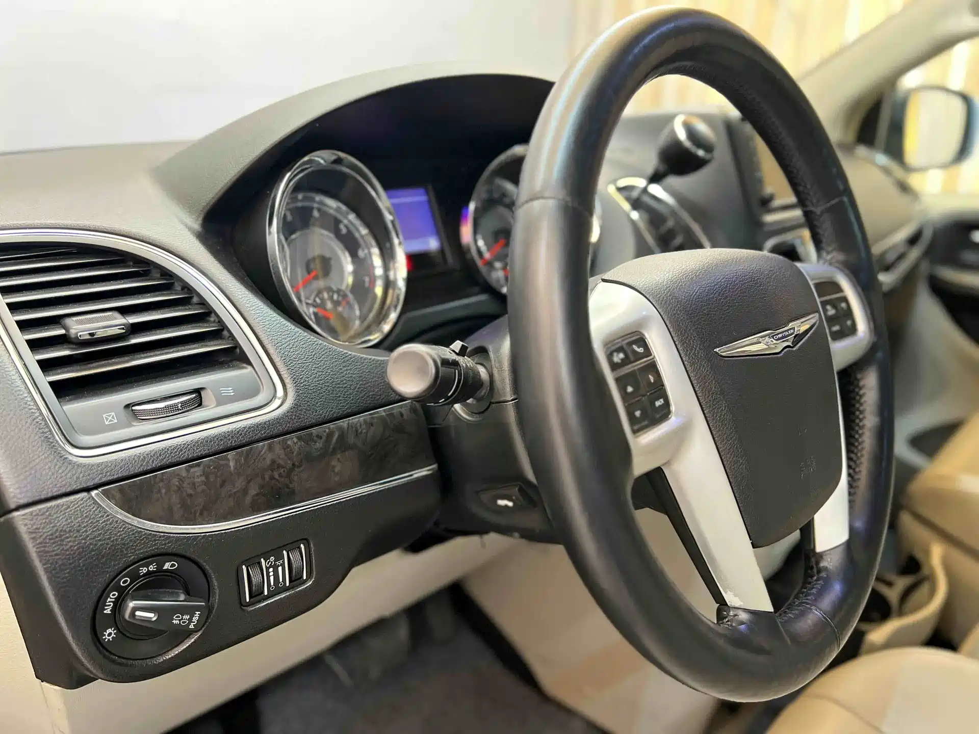 Фото 23 - Chrysler Pacifica