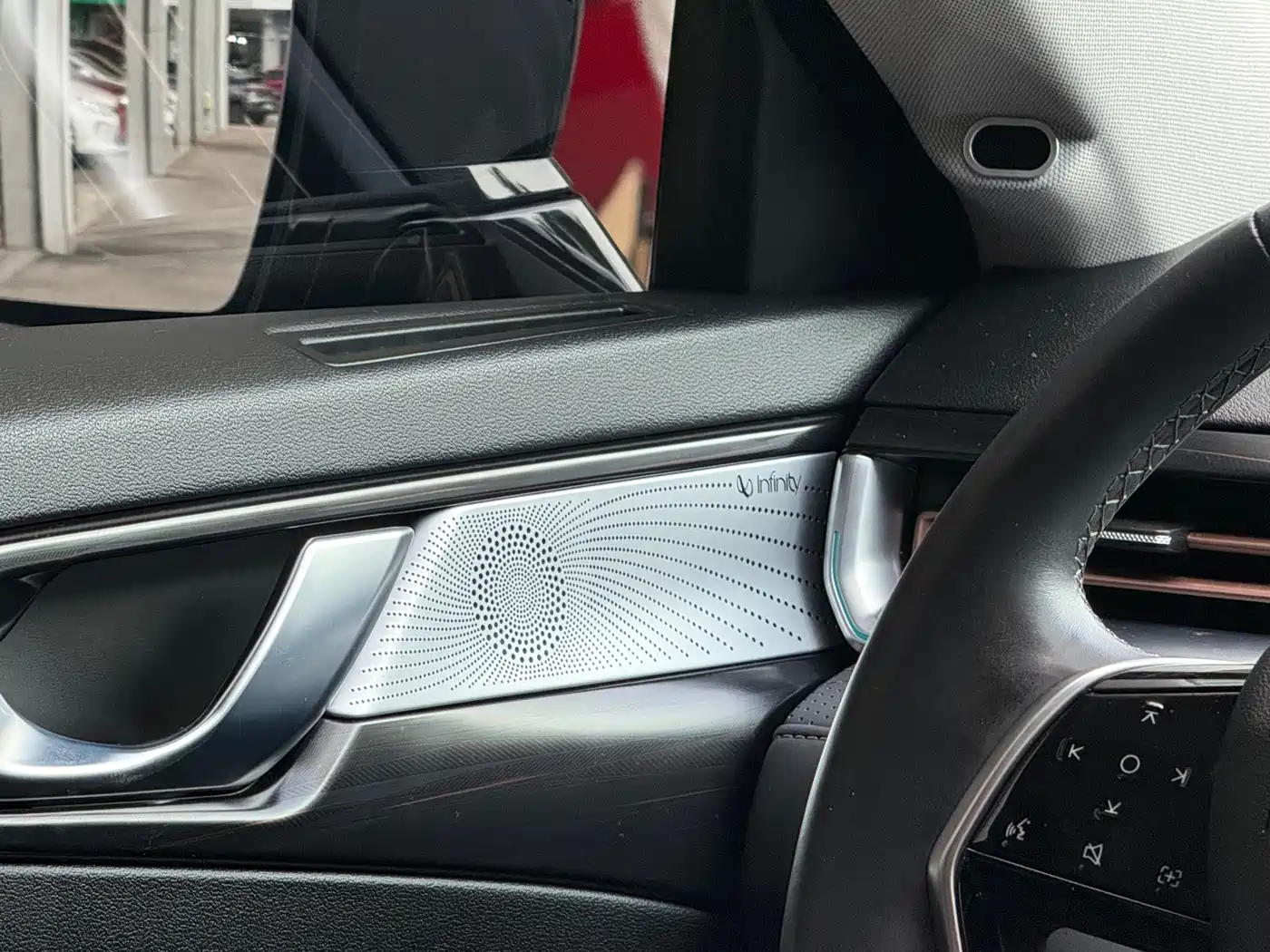 Wey Latte DHT-PHEV 2022 1.5T AWD Super Large Edition фото 13