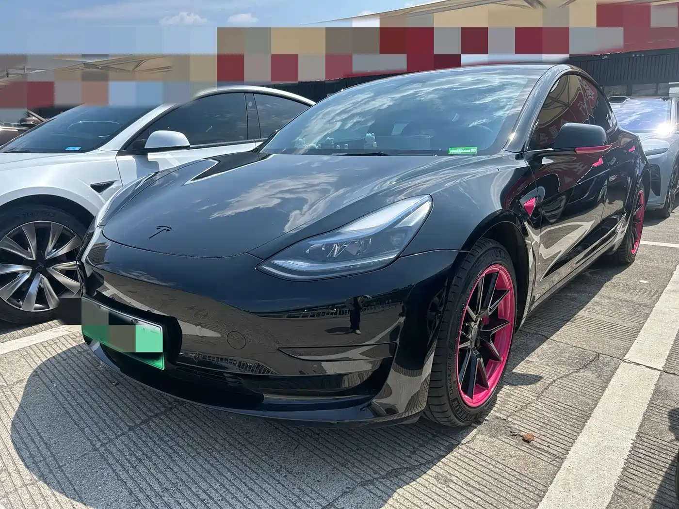 TESLA MODEL 3