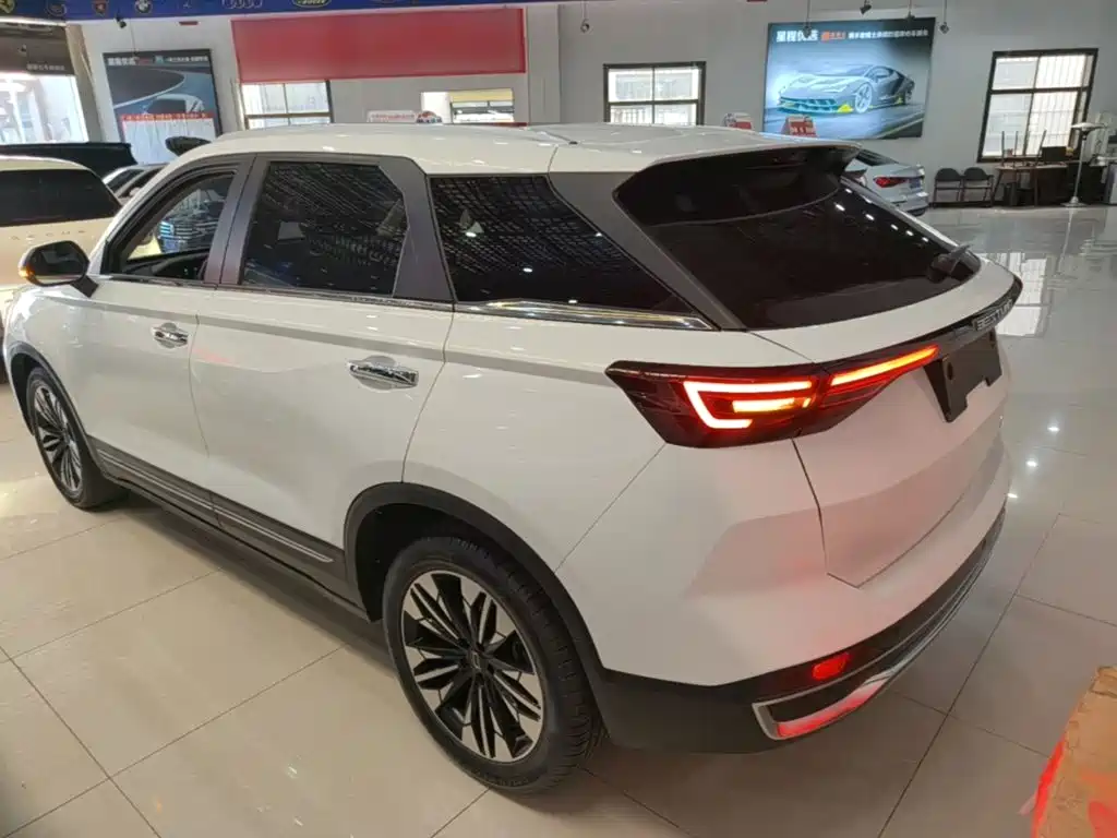Besturn Bestune T77 2025 2023 1.5T Automatic Luxury