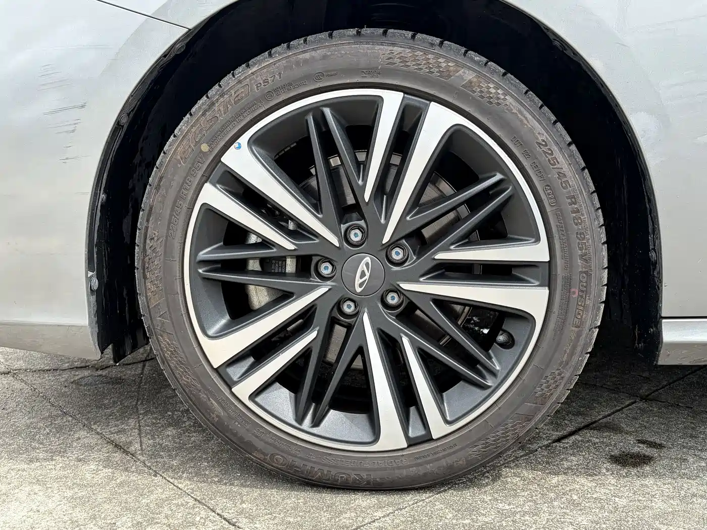 Chery Arrizo 8 2025 2024 1.6T DCT Wise