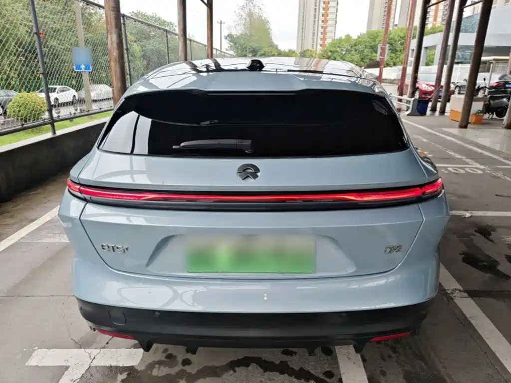 Фото 6 - NIO ET5T