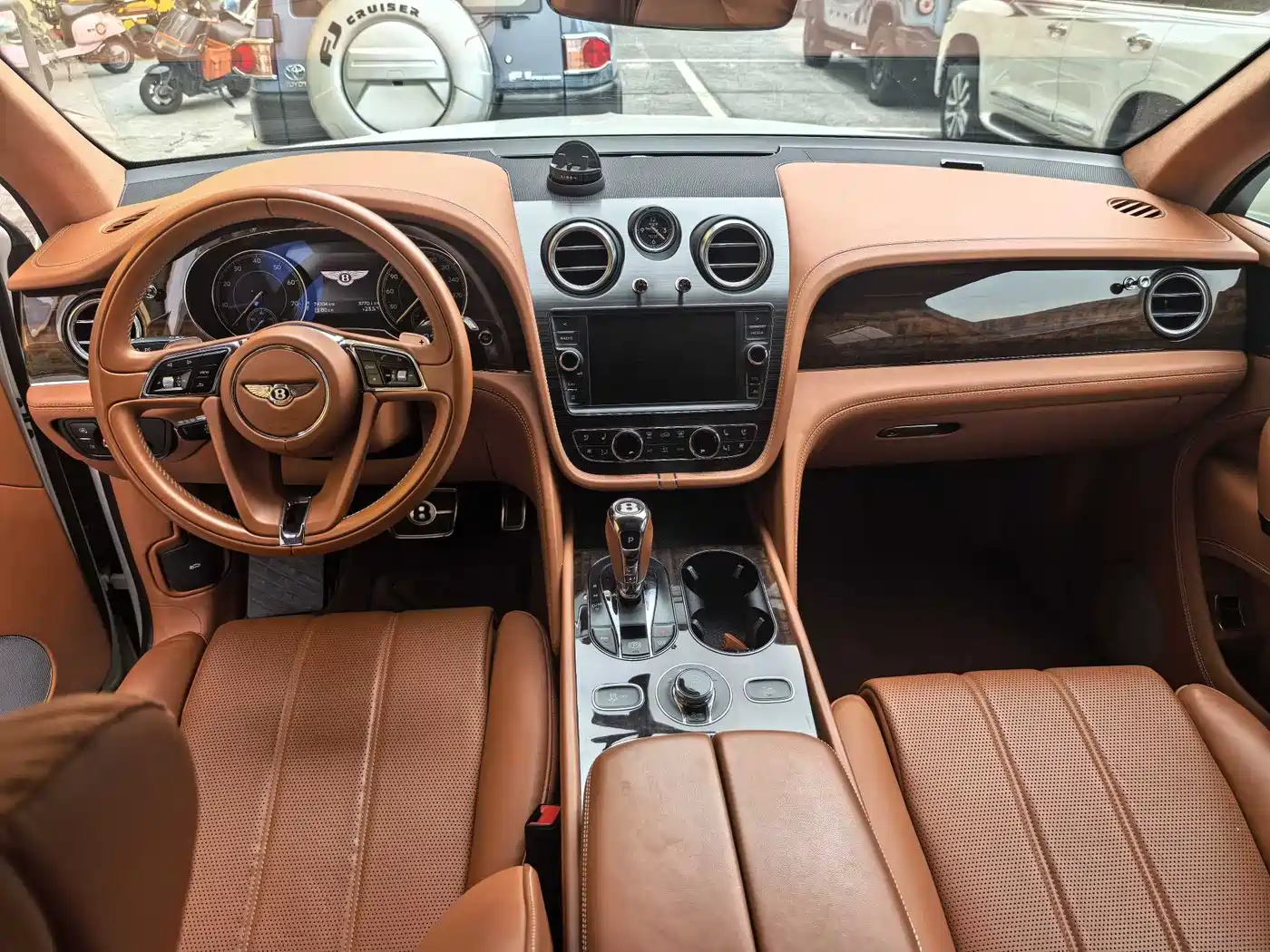Bentley Bentayga 2018 4.0T V8 фото 5