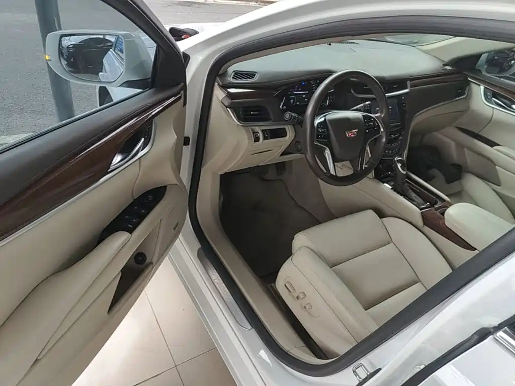 Фото 16 - Cadillac XTS