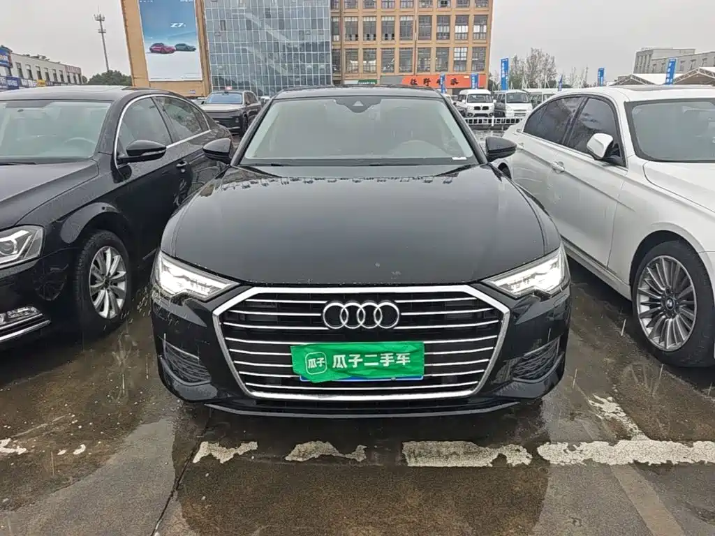 Фото 3 - Audi A6L