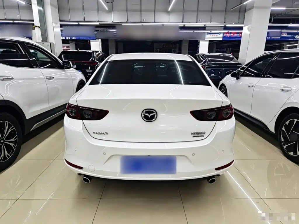 صورة 6 - Mazda Mazda 3
