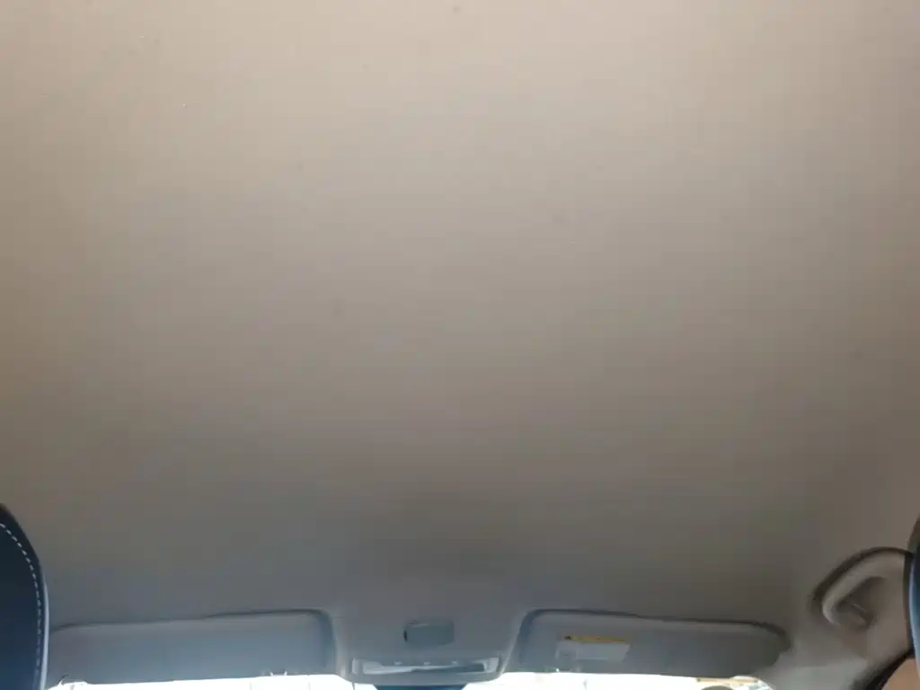 Roewe i5 2019 2019 1.5L Manual 4G-Connected Langyue Edition