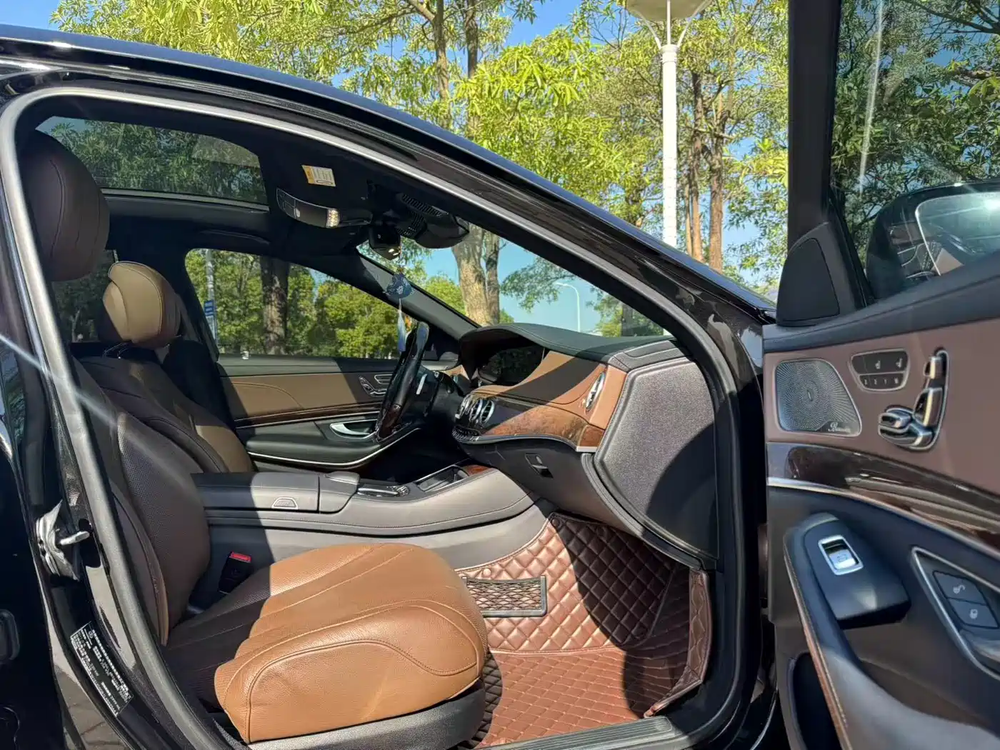 Mercedes-Benz S-Class 2020 S 350 L Premium Edition Collector's Version фото 4