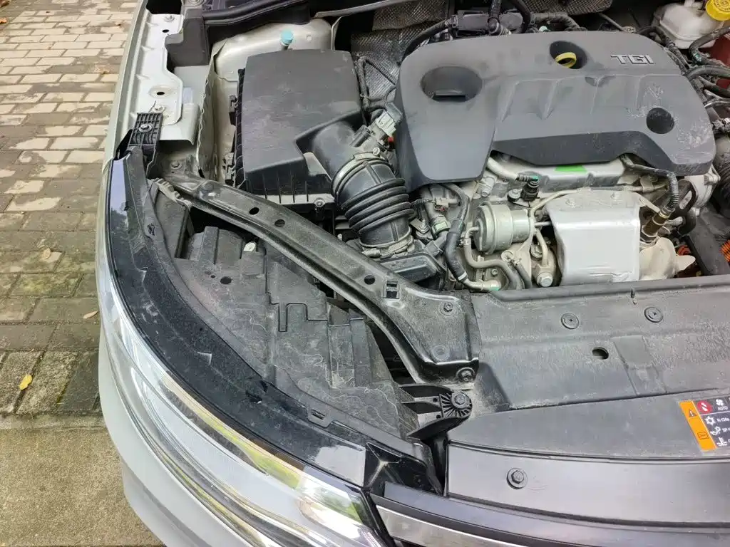Roewe i6 New Energy 2019 2017 45T Hybrid Connected Smart Enjoyment Edition