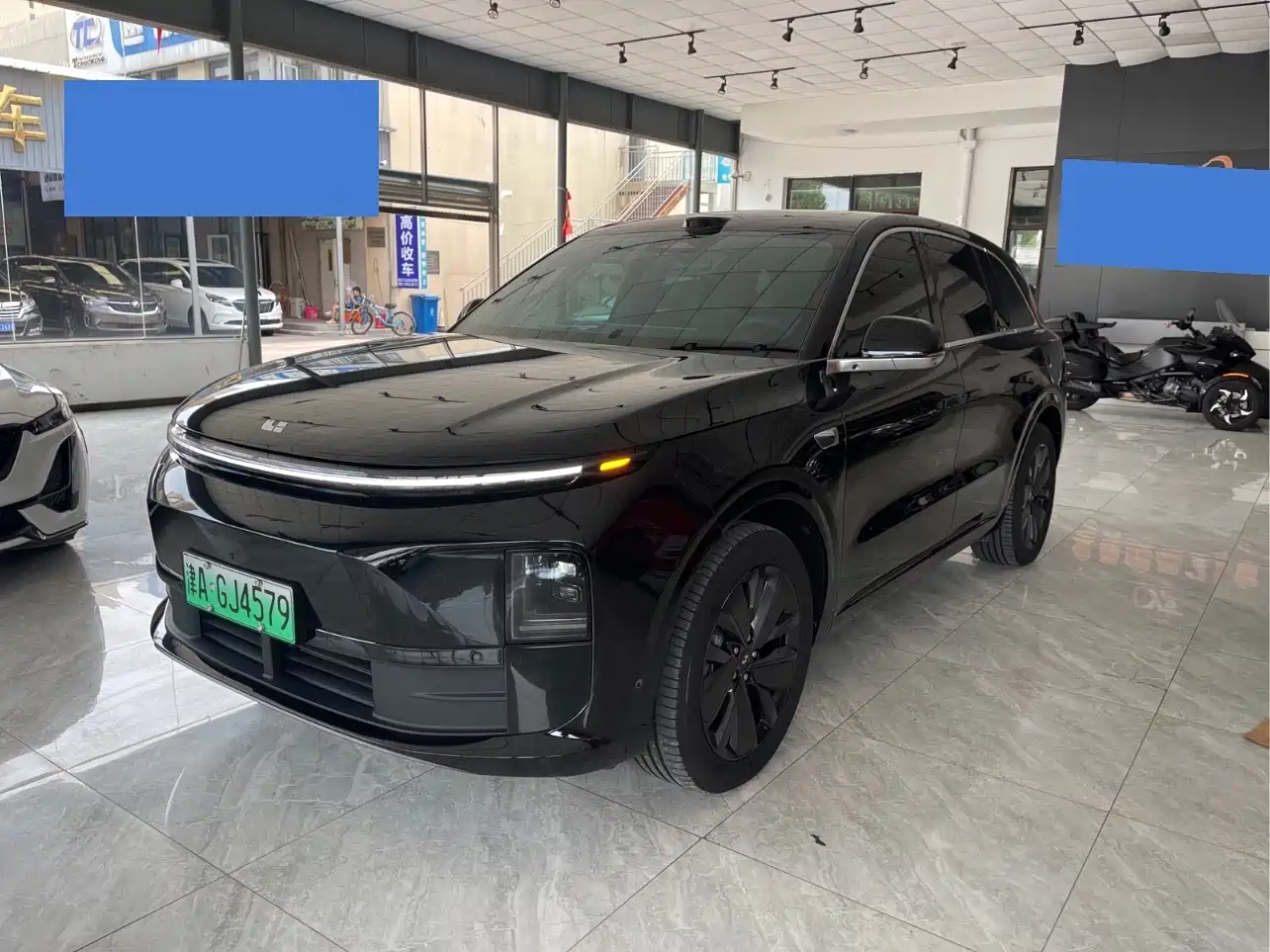 Li Auto L6 2025