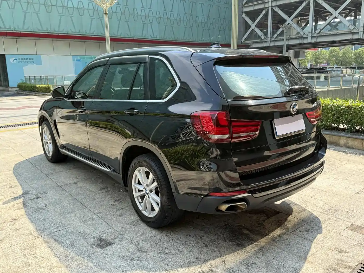 BMW X5 (Import) 2018 xDrive35i M Sport Model фото 4