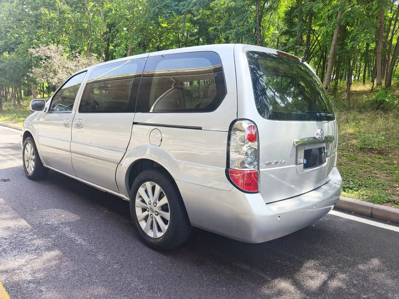 Buick GL8 2012 2.4L BASE Comfort фото 4