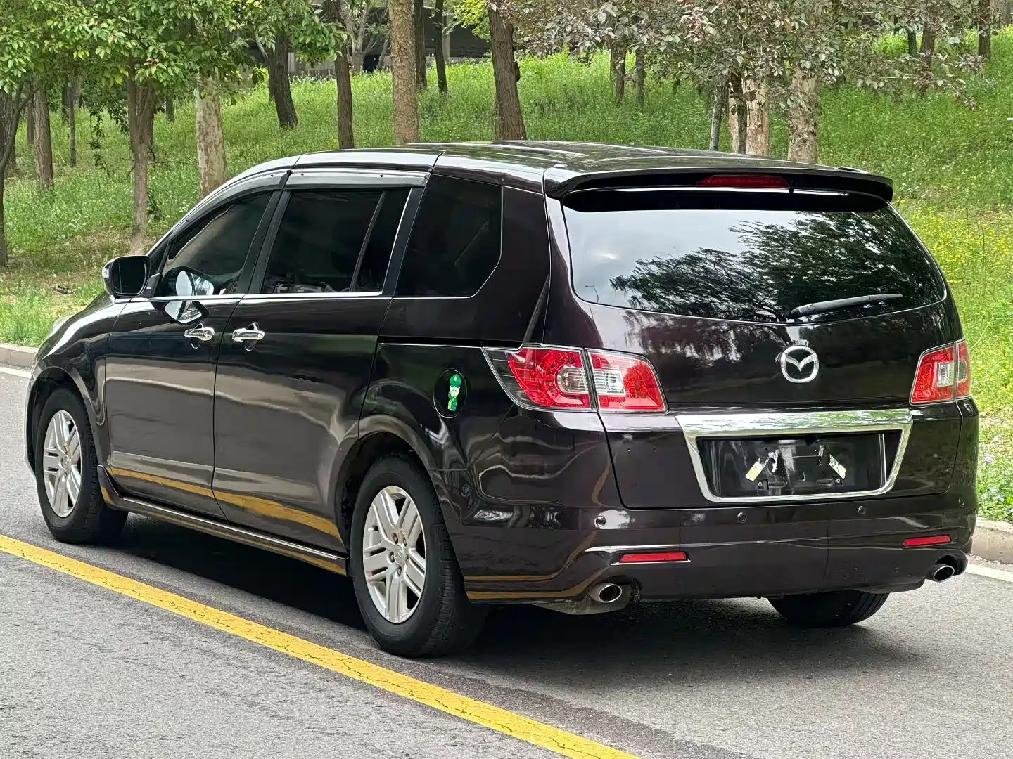 Фото 6 - Mazda 8