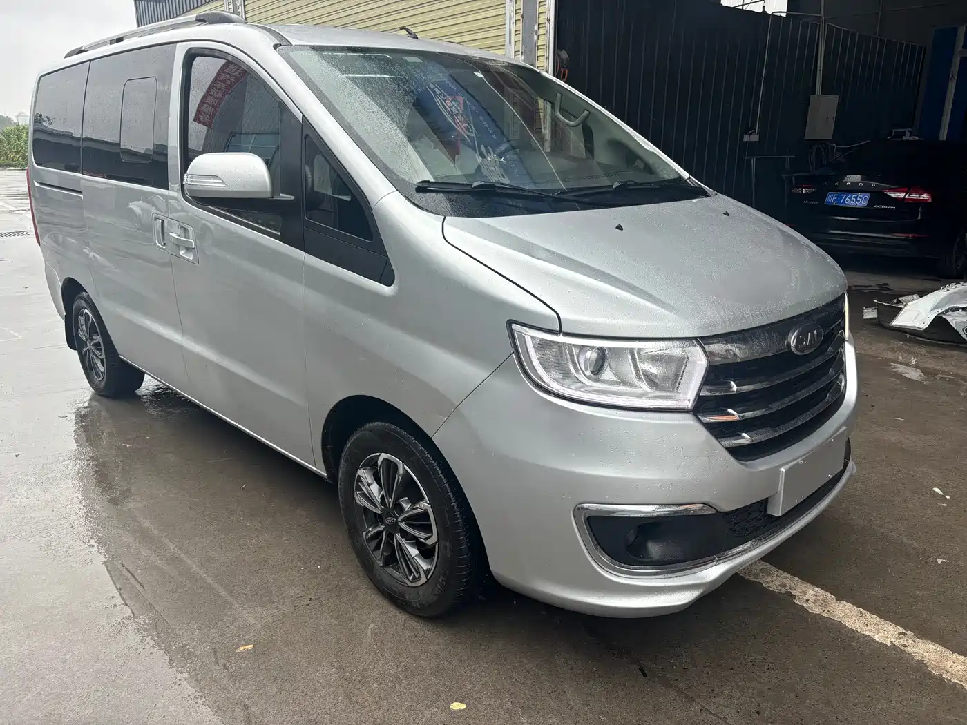 JAC Refine M3 2021 2019 IKEA Edition 1.8L Luxury Version