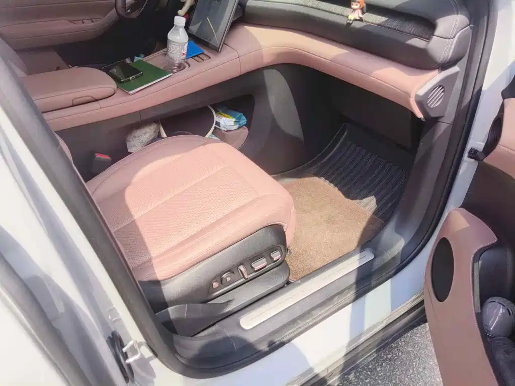 NIO EC6 2025 2024 75kWh