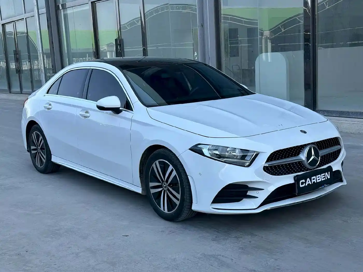 Mercedes-Benz A-Class 2019 A 180 L Sport Sedan фото 3