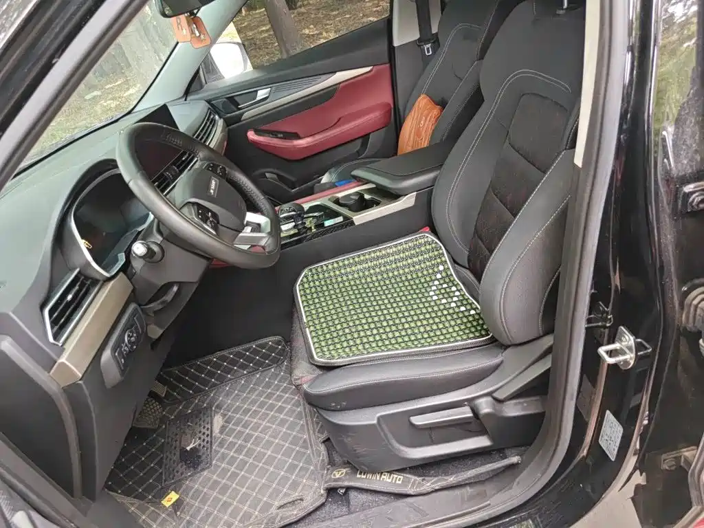 Jetour X70 2024 2023 1.5T DCT Land Crown Edition 7-Seater
