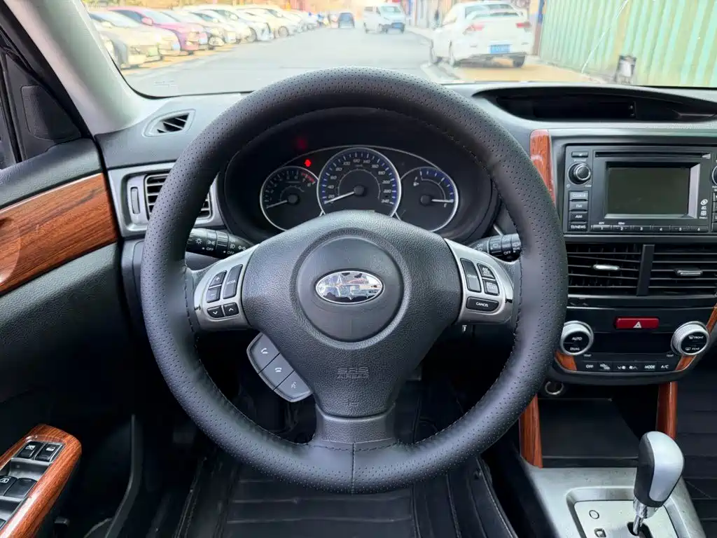 Subaru Forester 2011 2011 2.0XS Automatic Luxury Navigation Edition