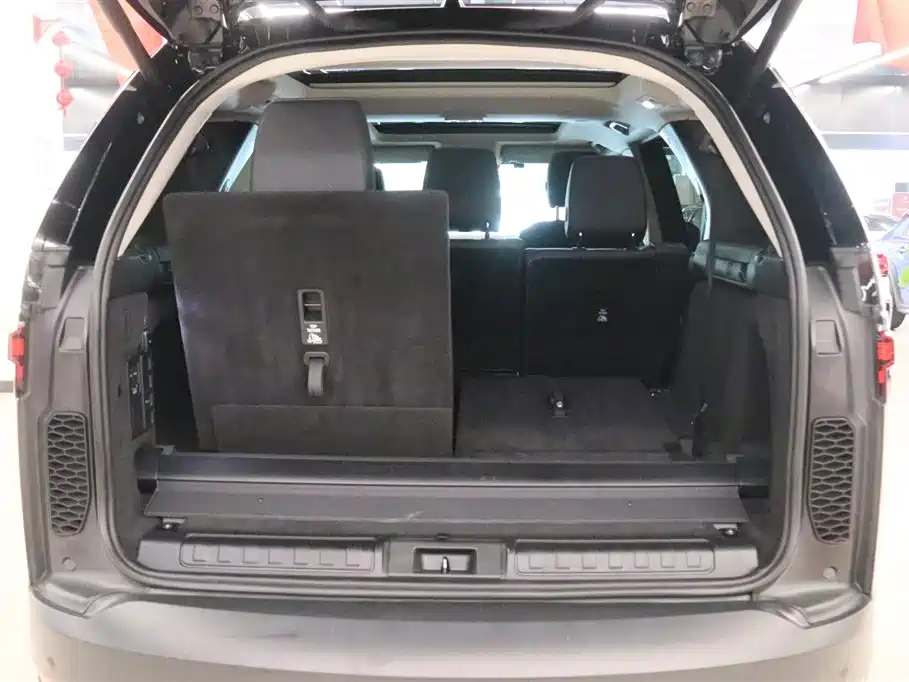 Land Rover Discovery 2024 Model 360PS S фото 21