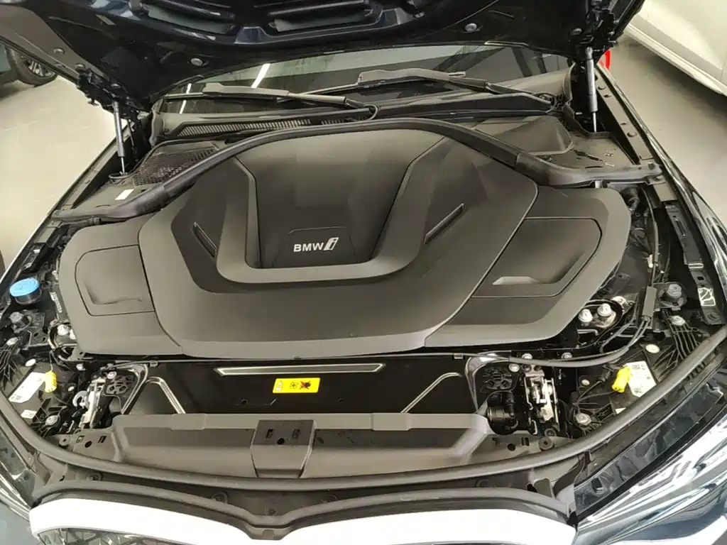BMW i3 2025 2025 eDrive 35 L