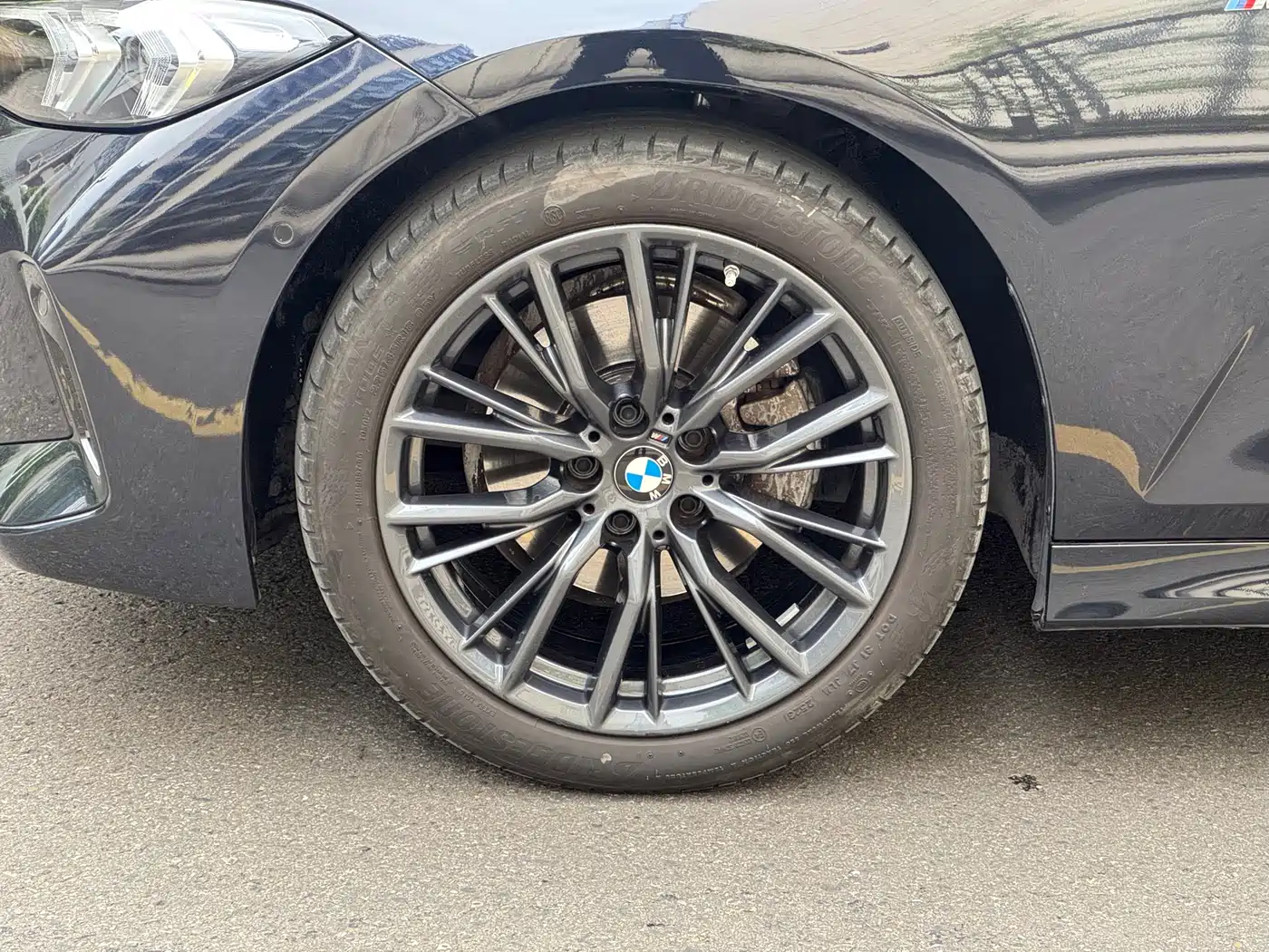 BMW 3 Series 2023 325Li M Sport Black Night Package фото 5