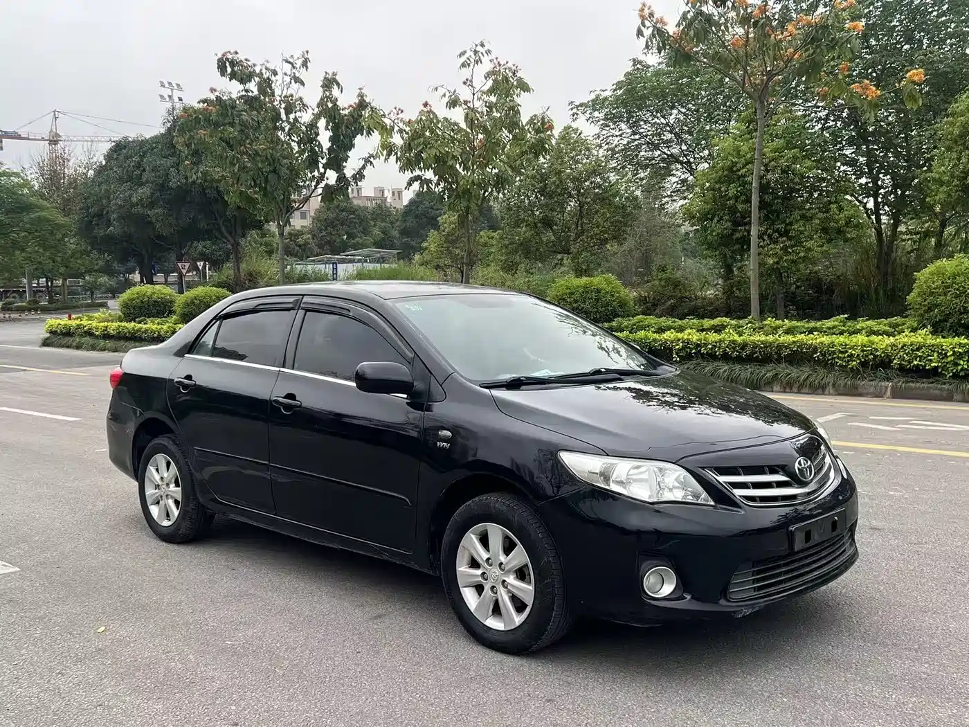 Toyota Corolla 2013 Special Edition 1.6L Manual Ultimate Cool GL фото 3