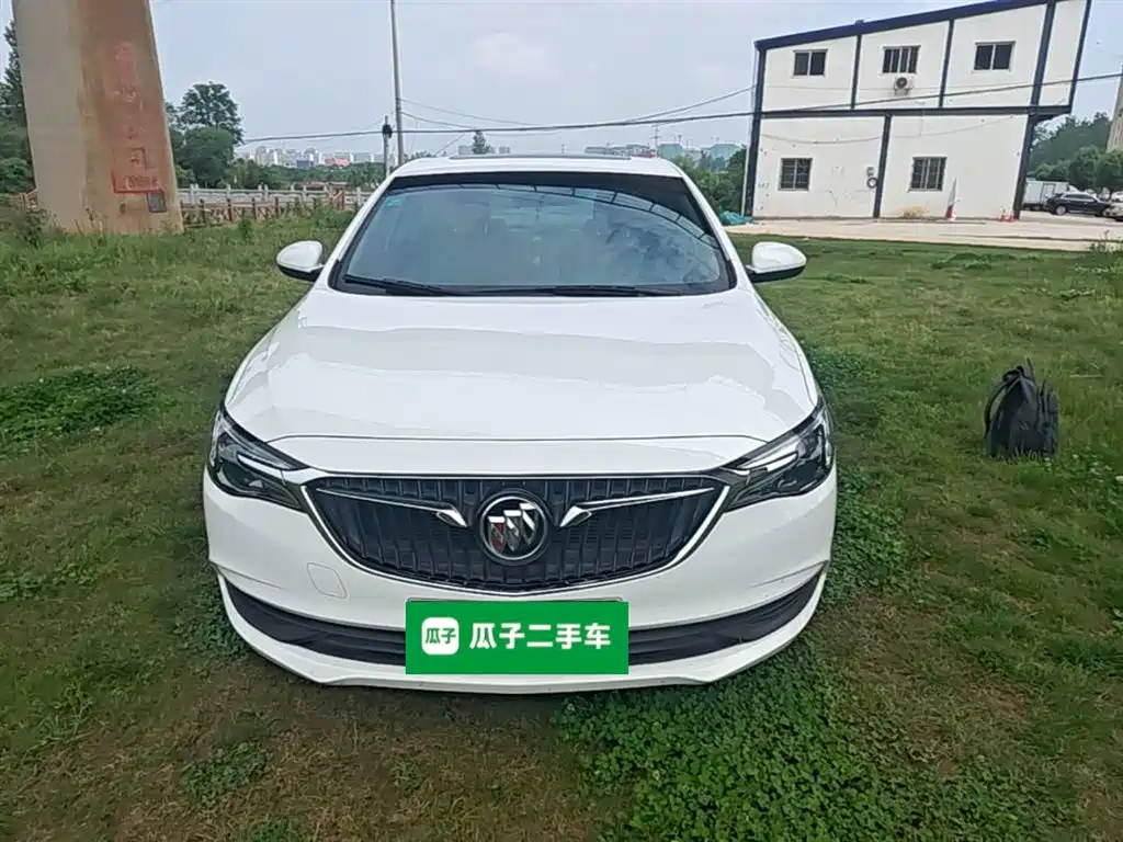 Buick Excelle 2021 Exemplar 1.5L Auto Elite фото 3