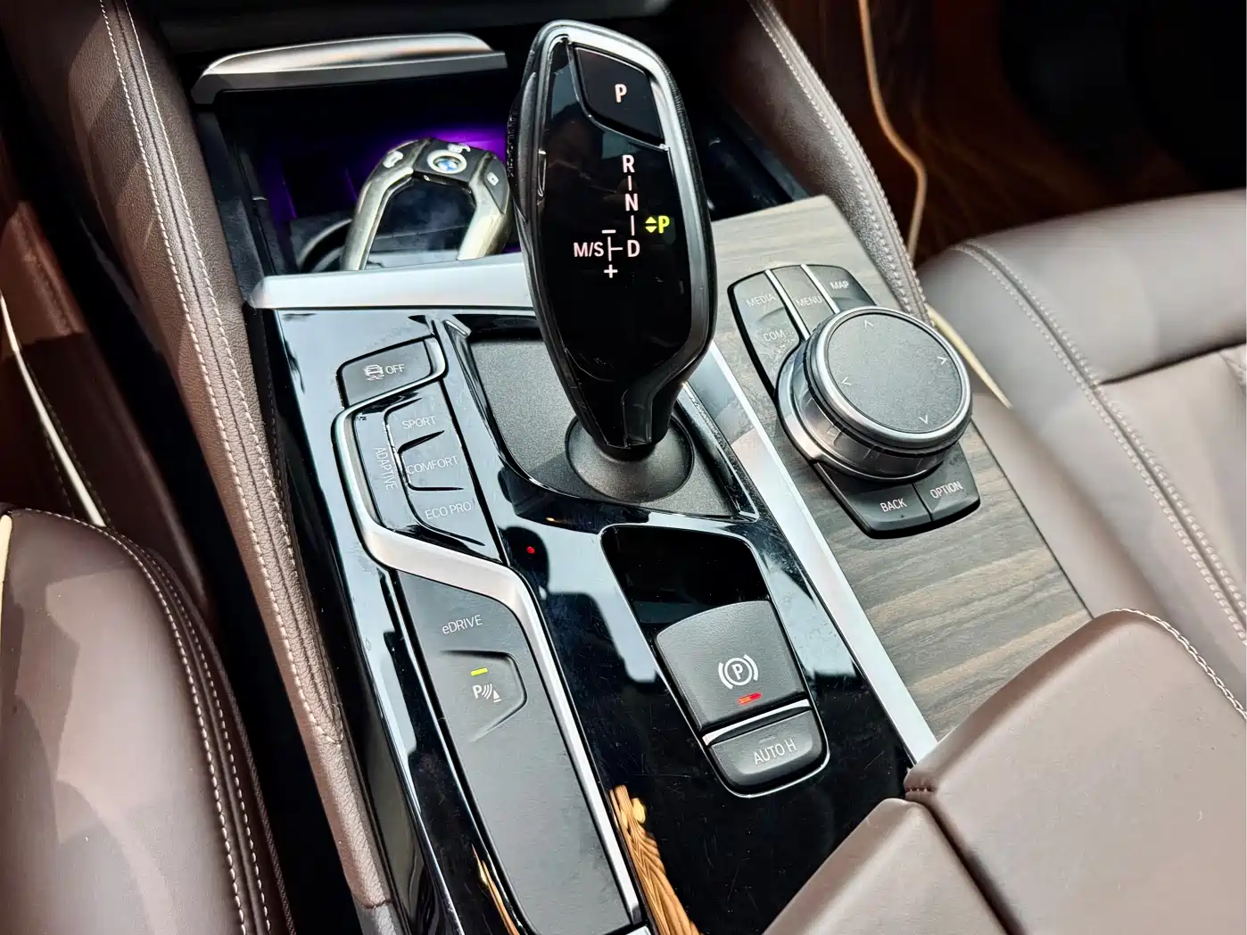 BMW 5 SERIES NEW ENERGY