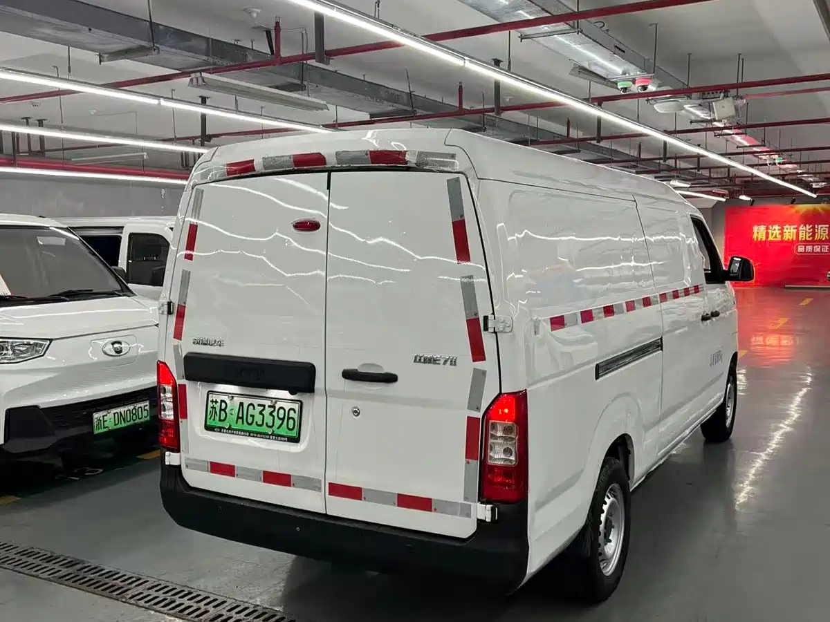 Karry Jiangtun E7 2025