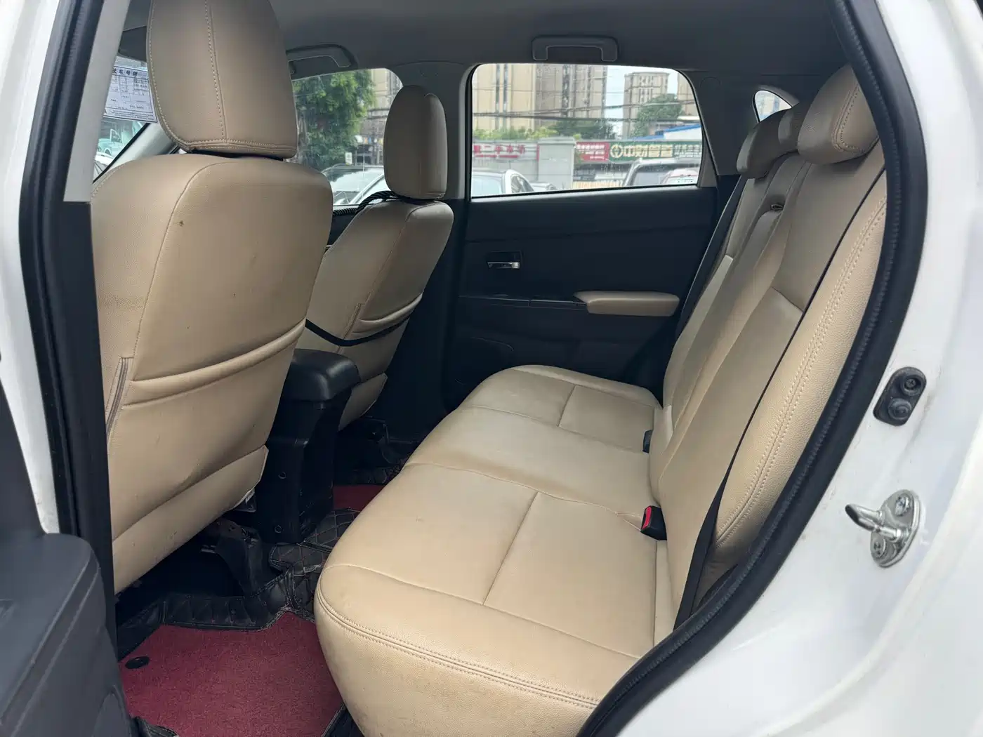 Mitsubishi ASX 2015 2013 1.6L Manual 2WD Standard