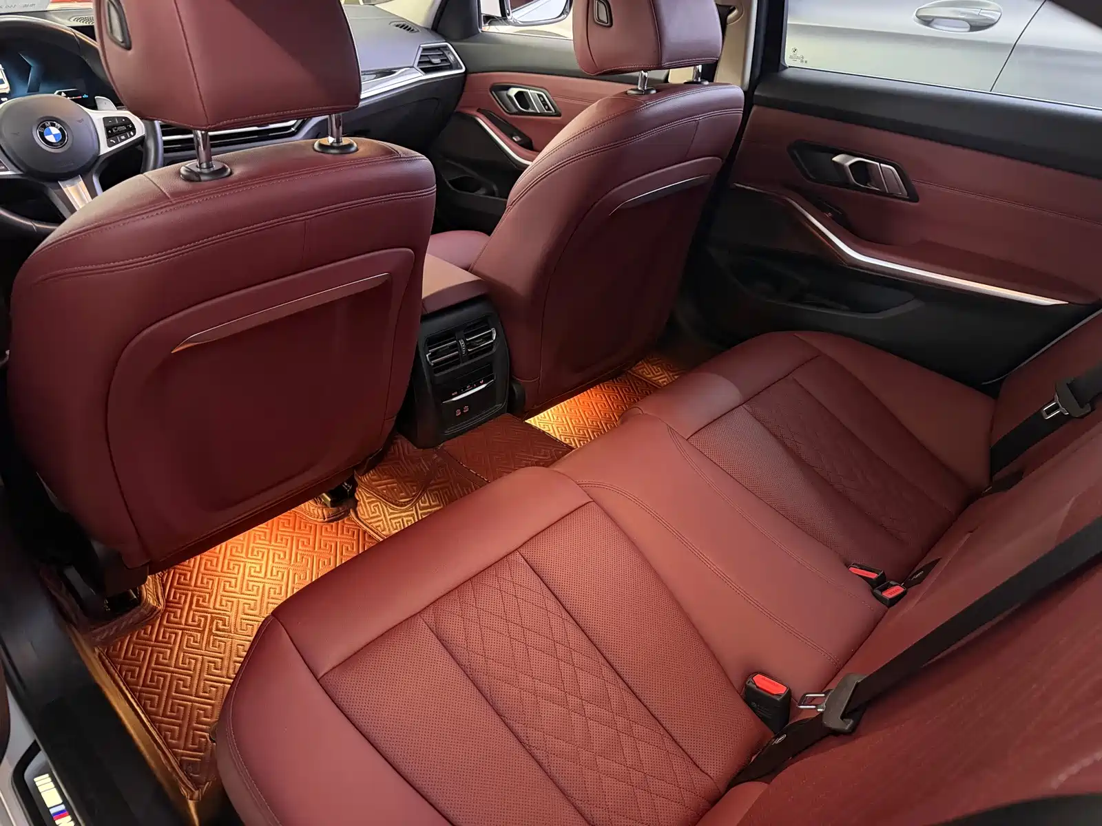 Фото 8 - BMW 3 Series