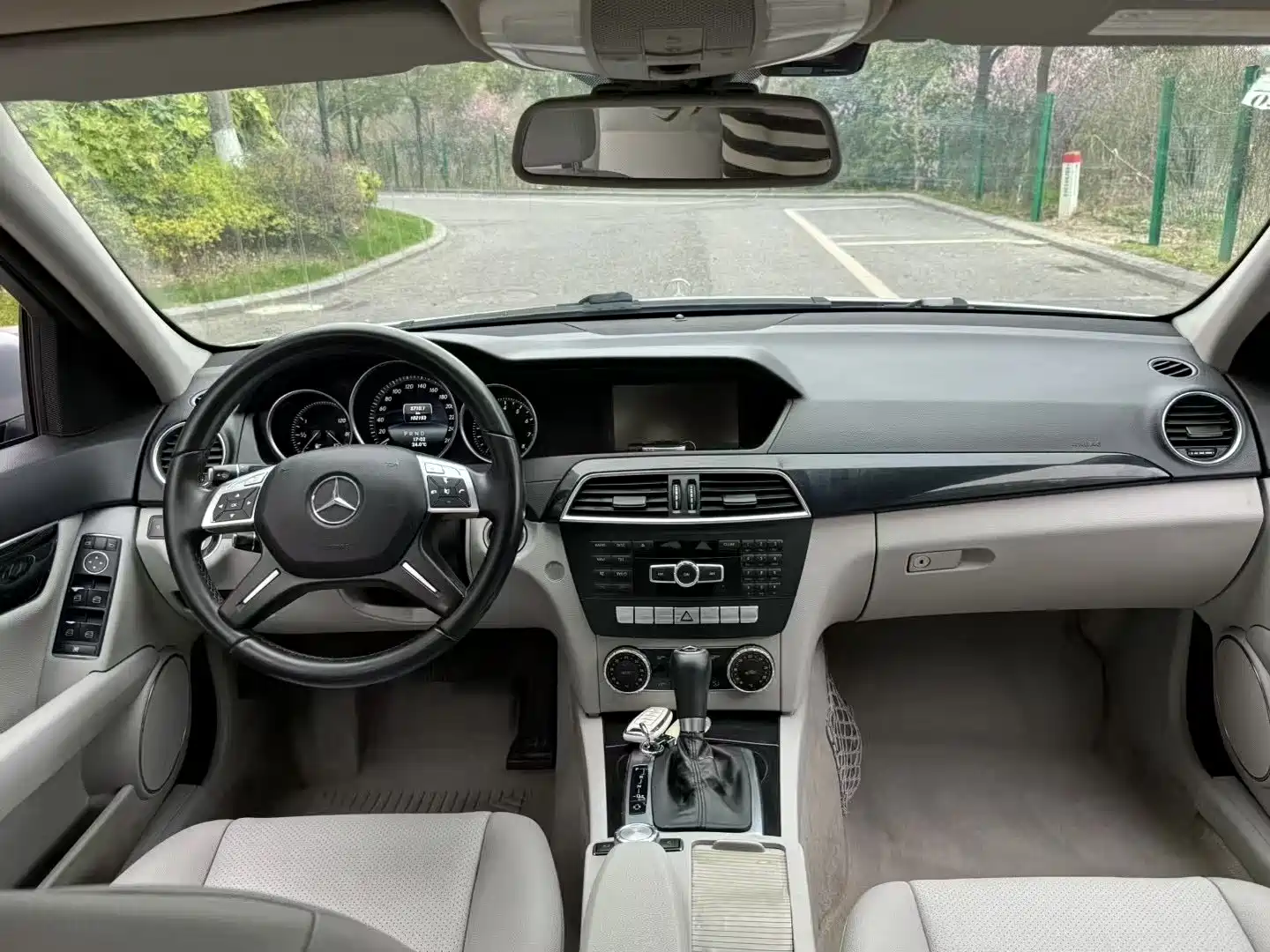 Фото 6 - Mercedes-Benz C-Class