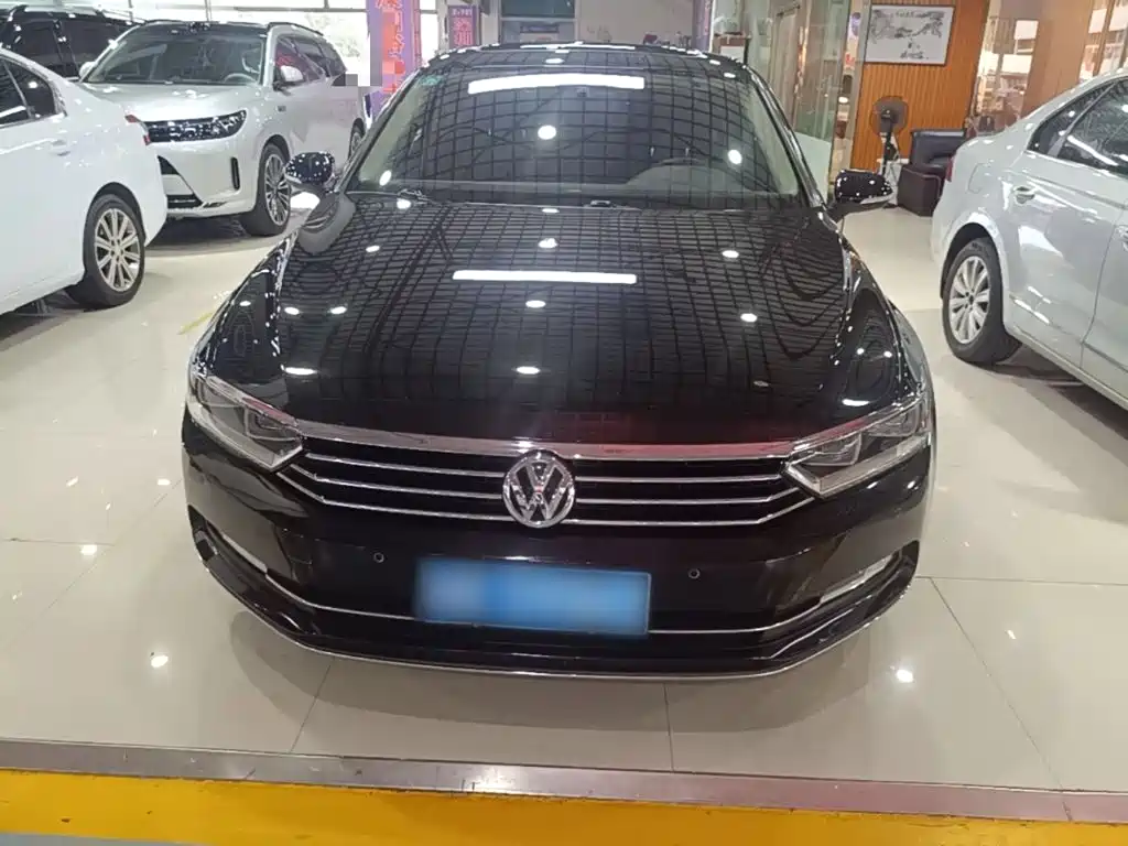 Фото 3 - Volkswagen Magotan