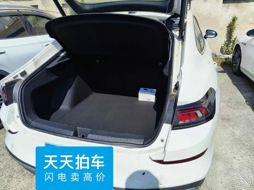 2025 Volkswagen Lamando