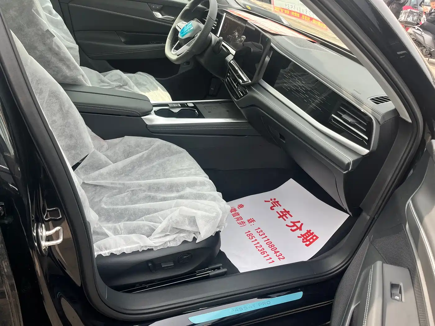 Volkswagen Passat 2026 Pro 380TSI Starlight Dragon Glory Edition фото 6