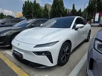Dongfeng eπ007