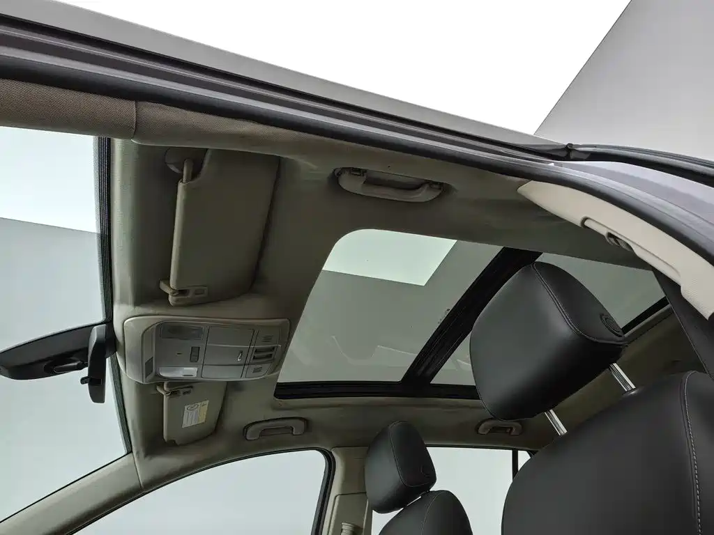 Фото 14 - Buick Envision Plus