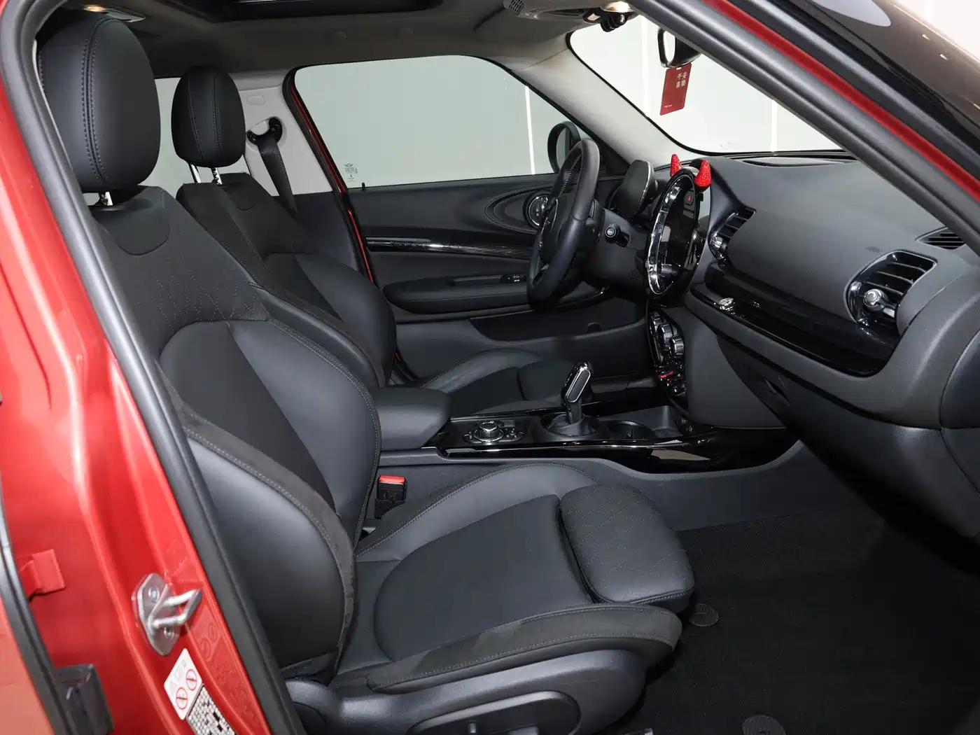 صورة 24 - MINI CLUBMAN