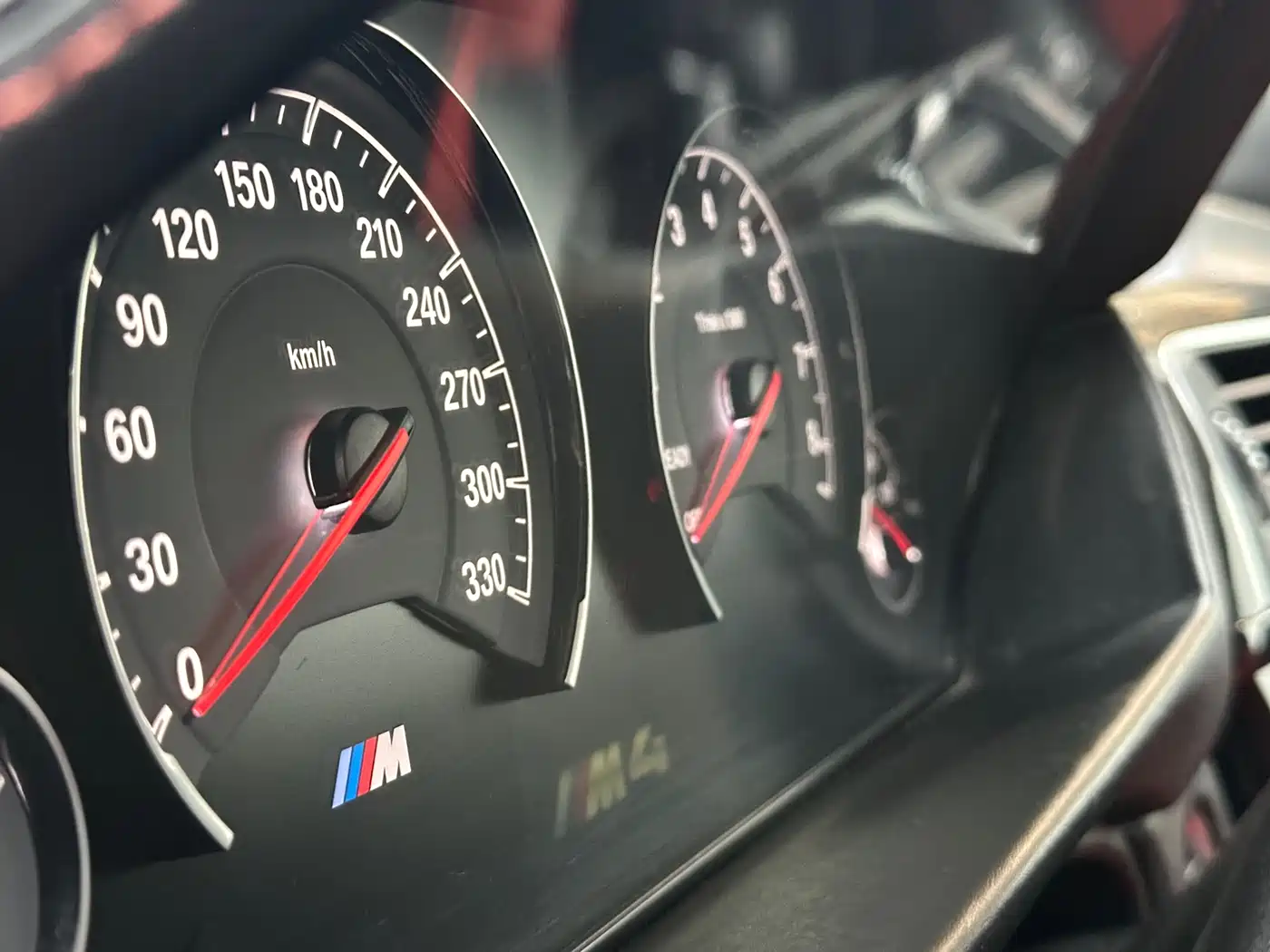 Фото 14 - BMW M4