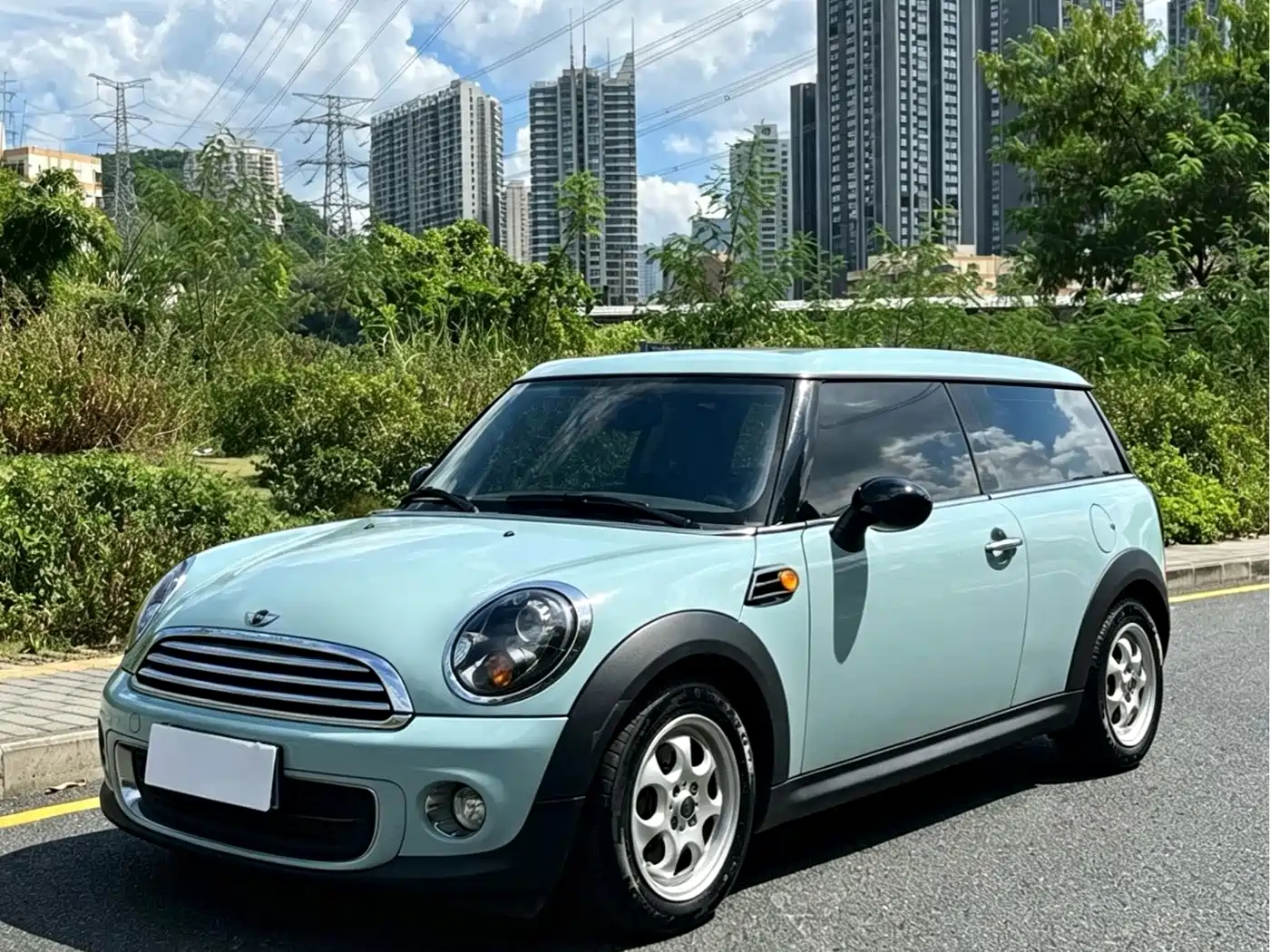 MINI CLUBMAN 2011 — пригон из Китая