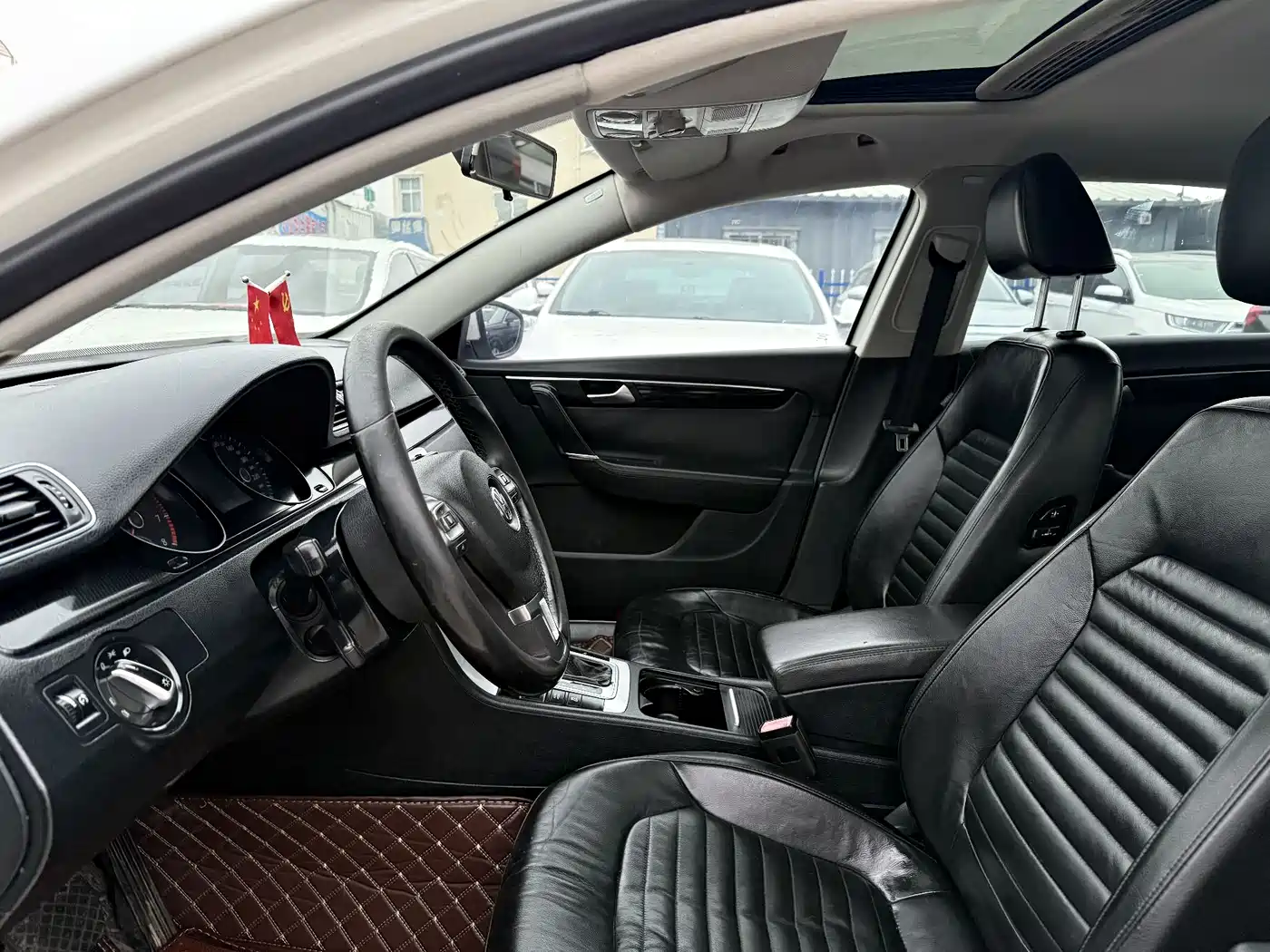 Volkswagen Magotan 2012 1.8TSI Luxury фото 4