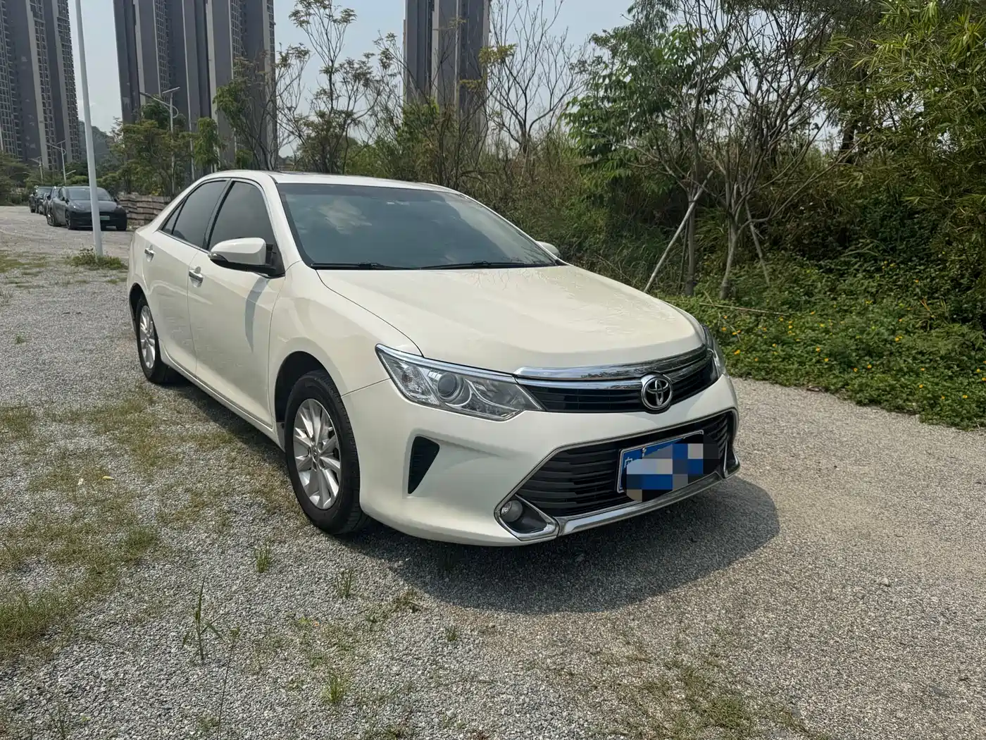 Toyota Camry 2015 2.0G Leading Edition фото 2
