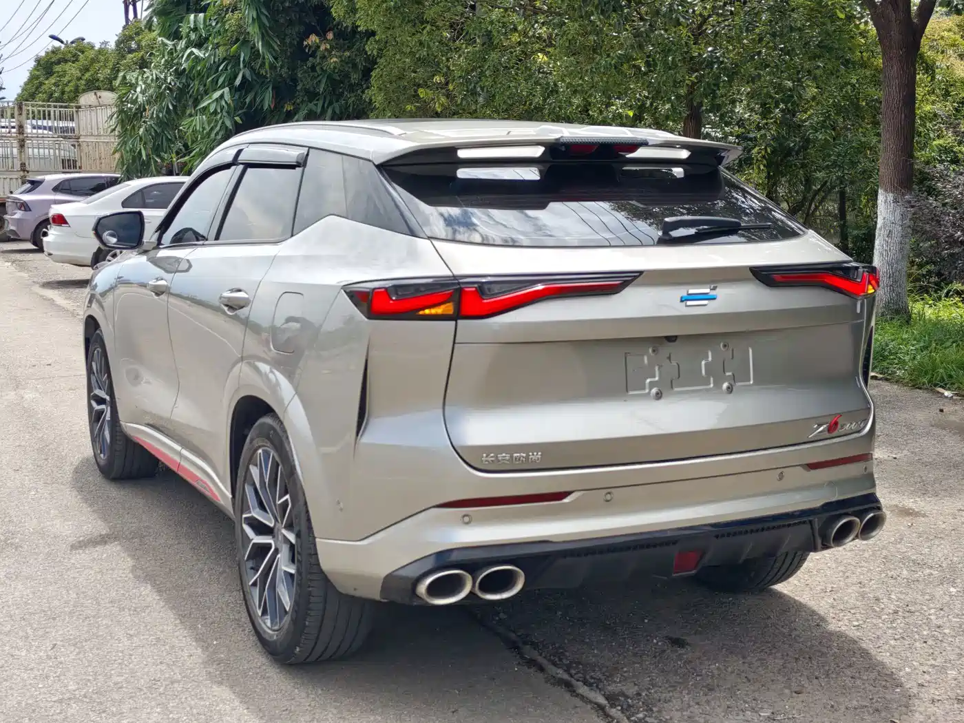 Changan Oshan Z6 2022 2022 Blue Whale 1.5T DCT Intelligent Leader