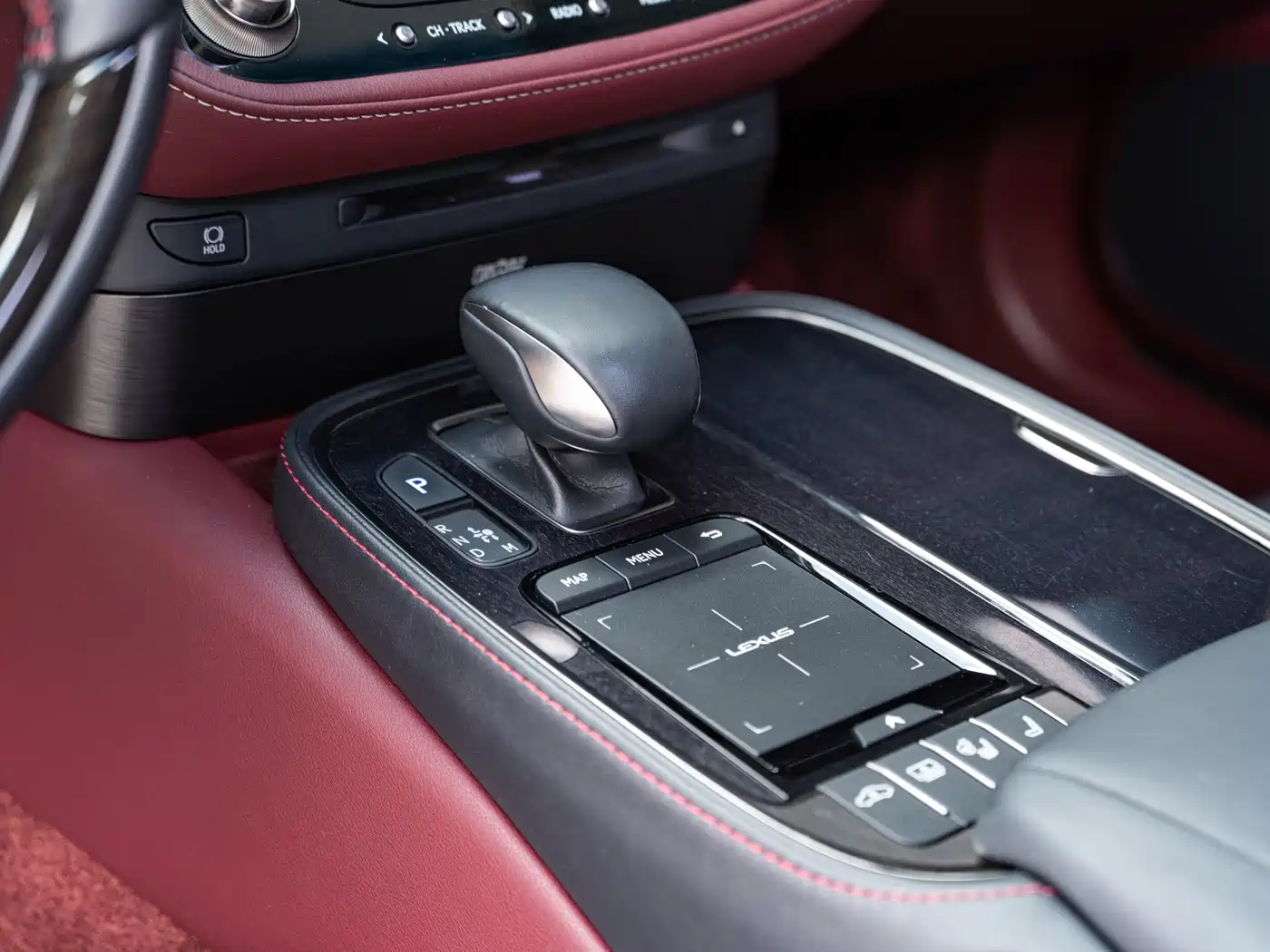 Lexus LS 2021 500h Executive Edition фото 14