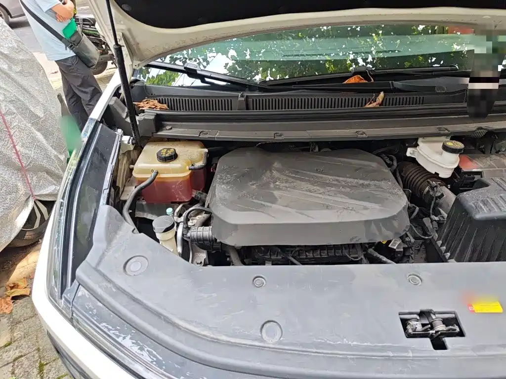 Photo 22 - Maxus Maxus G70