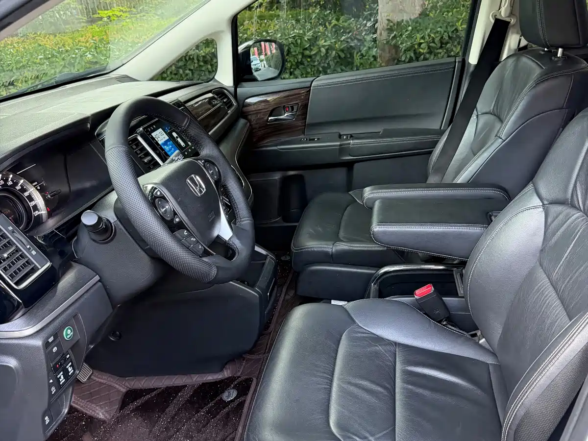 Honda Elysion 2016 2016 2.4L Luxury Edition