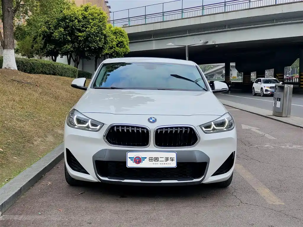 BMW X2 2020 sDrive20i M Off-Road Package фото 2