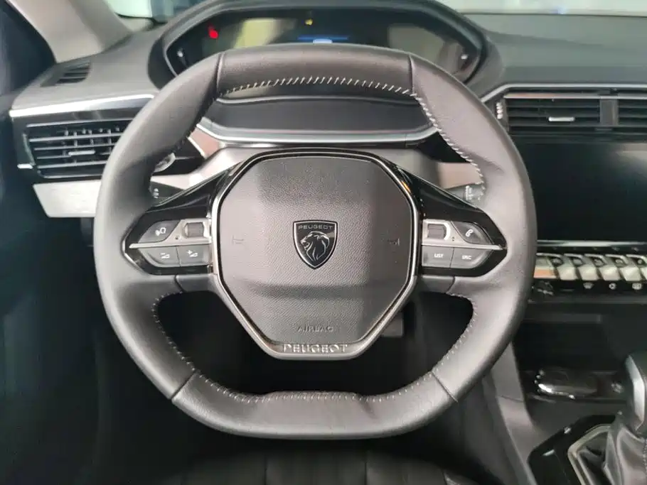 Peugeot 408 2025 2024 360THP Dá Dá Edition Latour