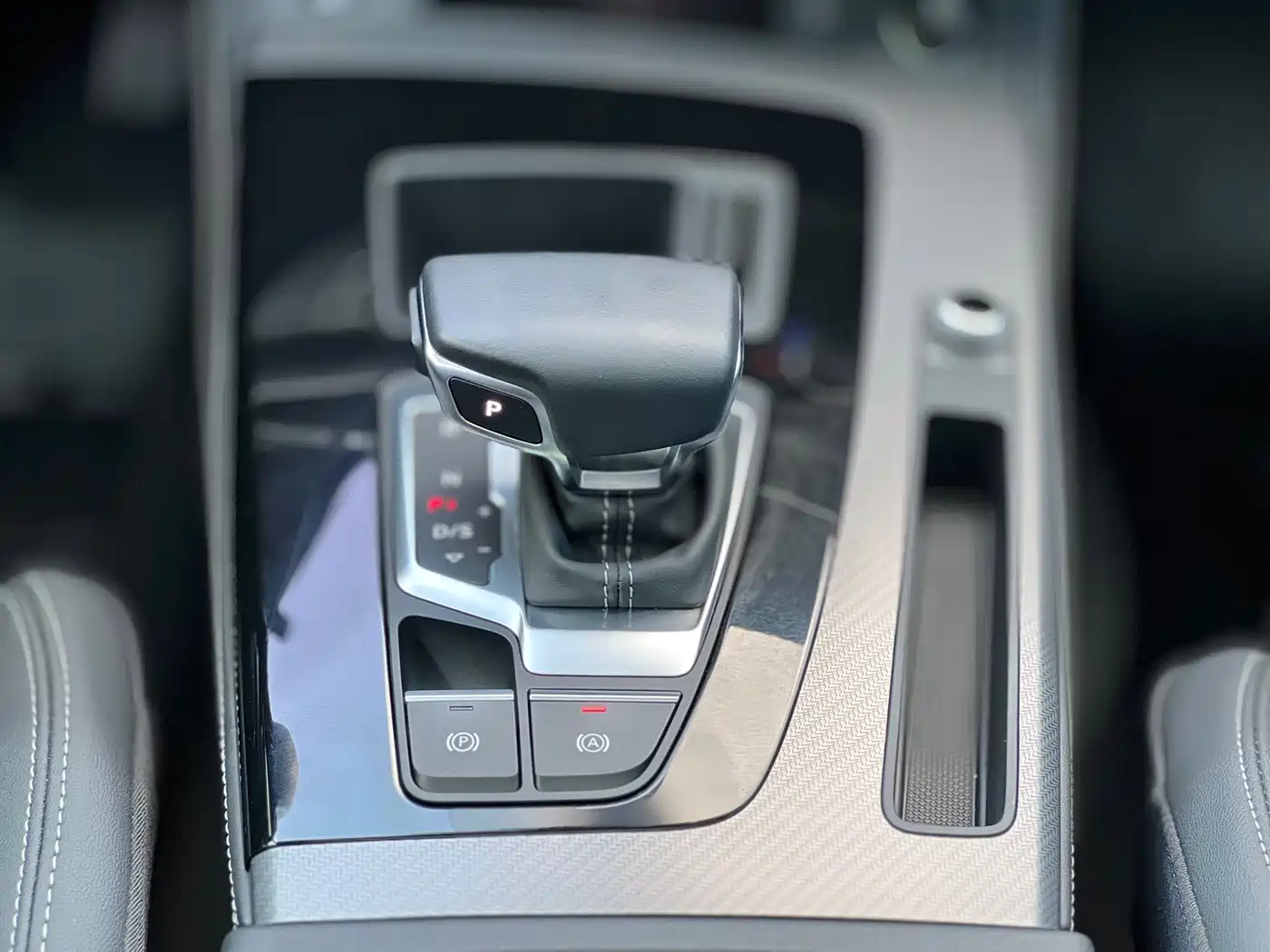 Audi Q5L 2022 Facelift 45T Luxury Dynamic фото 15